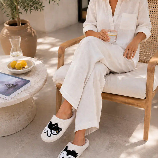 Chausson-femme-toute-saison-Motif-Chat-Blanc