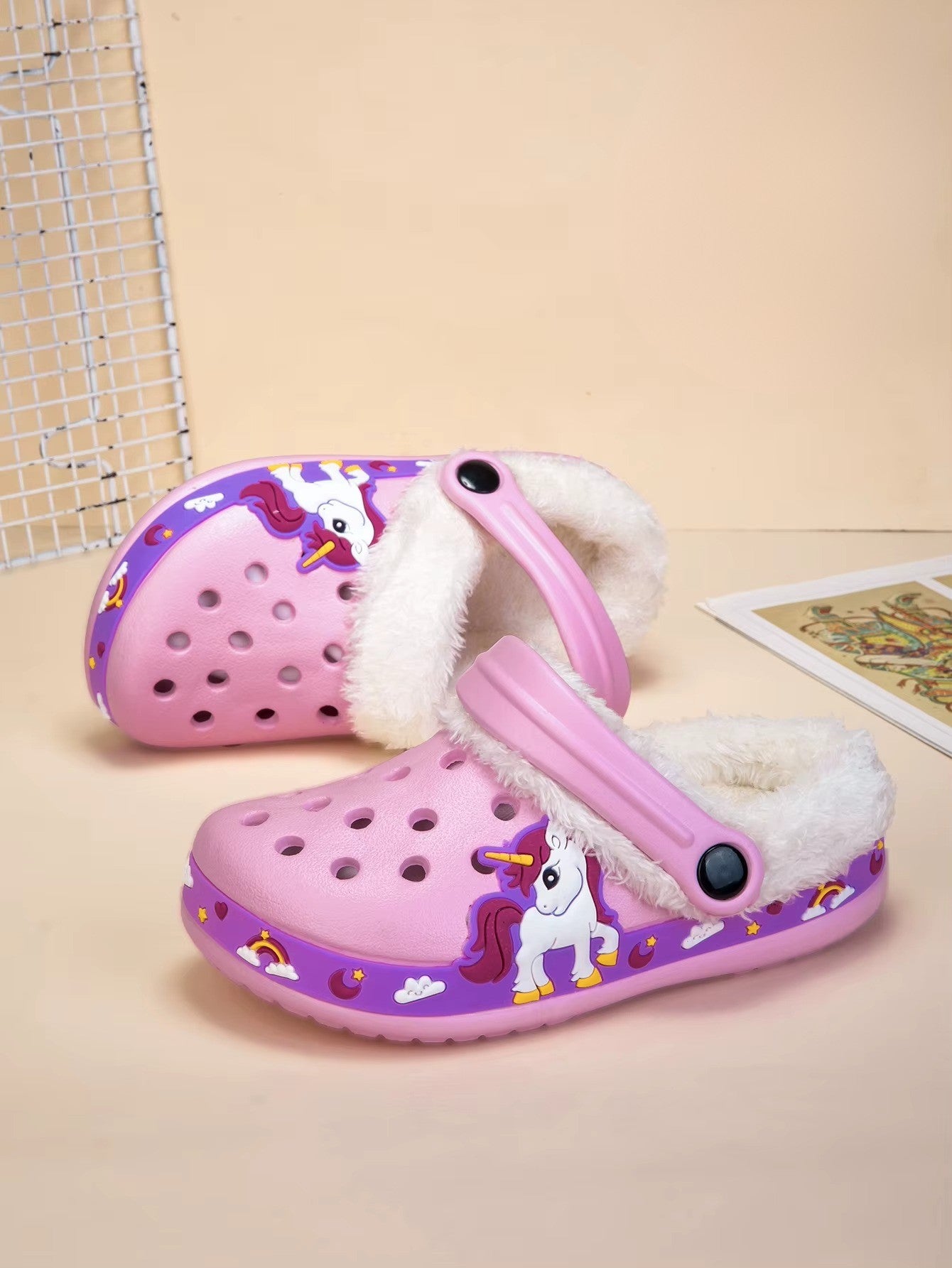 Chaussons Enfants Hiver - Semelle antidérapante - Intérieur rembourré - Snuggy