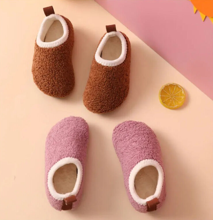 Chaussons Enfants fermés unisexe en peluche et coton - semelle souple - Douny
