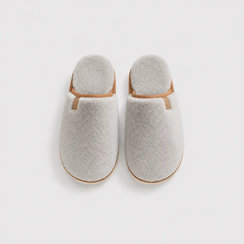 Chaussons-velours-cotele-semelle-antiderapante-confort-quotidien