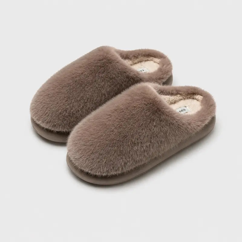 Chaussons-Femmes-effet-peluche