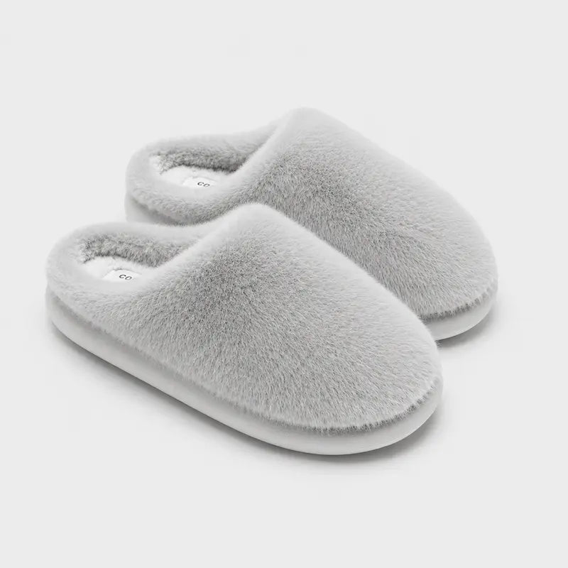 Chaussons-Femmes-effet-peluche