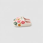 chaussons-femmes-motifs-fleurs-brodees-interieur-doux-et-confortable-florea