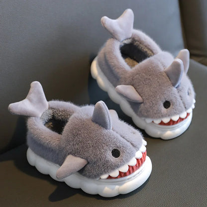 Chaussons Enfants  en peluche - Semelle antidérapante souple - Intérieur et extérieur - Sharky