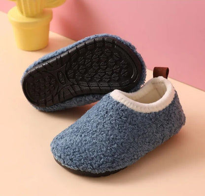 Chaussons Enfants fermés unisexe en peluche et coton - semelle souple - Douny