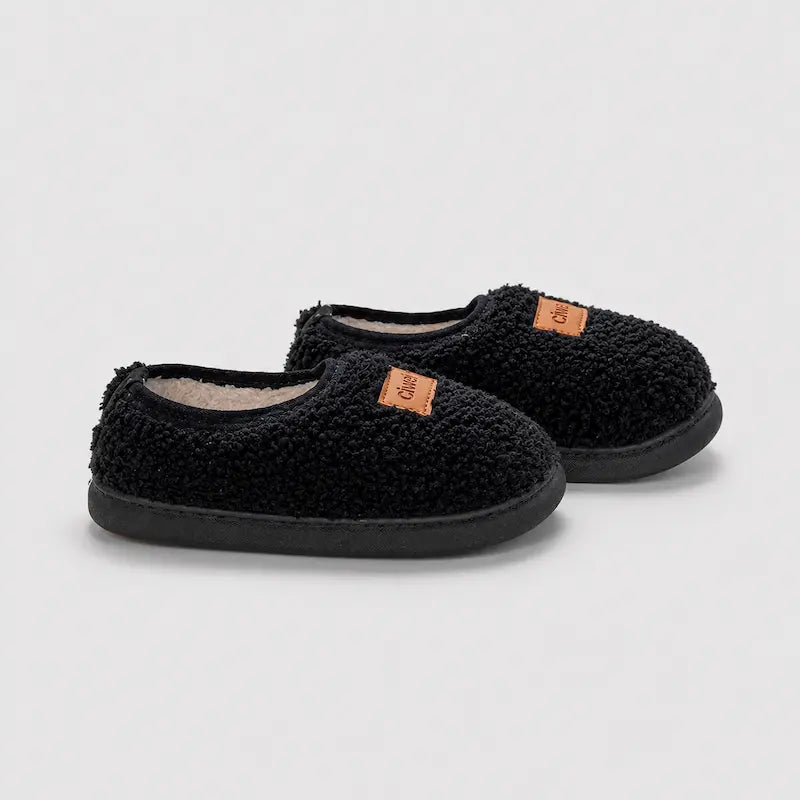 chausson-enfants-unisexe-peluche-douce-interieur-en-coton-confort-quotidien-pelmi