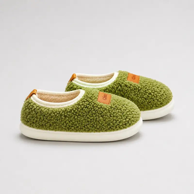 chausson-enfants-unisexe-peluche-douce-interieur-en-coton-confort-quotidien-pelmi
