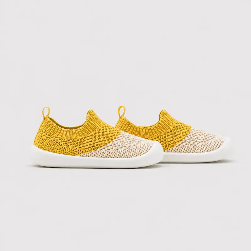 chaussons-enfants-unisexes-chaud-en-peluche-interieur-et-semelle-epaisse-plumo