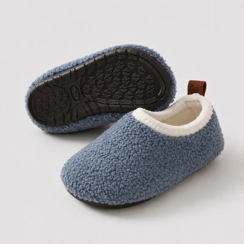 chaussons-enfants-fermes-unisexe-en-peluche-et-coton-semelle-souple-douny