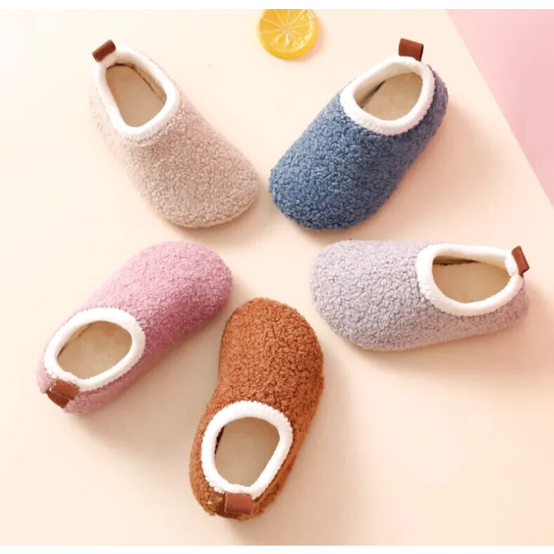 Chaussons Enfants fermés unisexe en peluche et coton - semelle souple - Douny