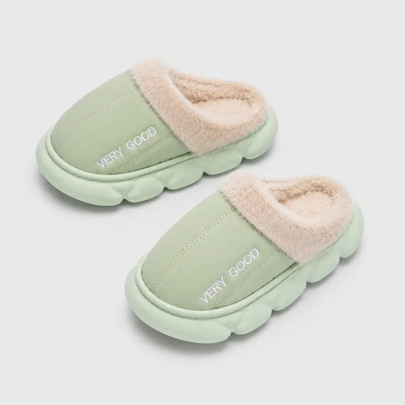 chaussons-enfants-unisexes-chaud-en-peluche-interieur-et-semelle-epaisse-plumo