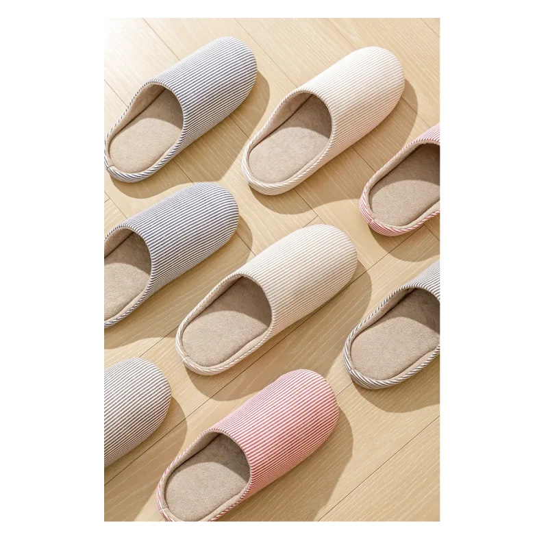 Chaussons Femmes et Hommes rayés confort à semelle souple - Linéa
