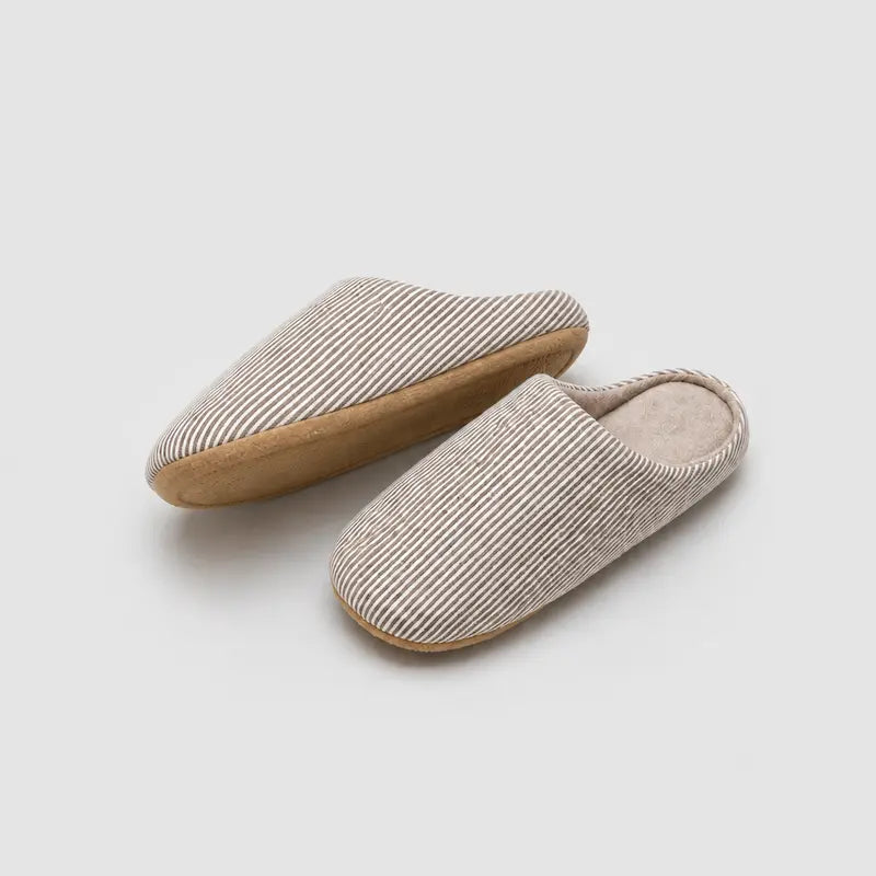 chaussons-femmes-et-hommes-rayes-confort-a-semelle-souple-linea