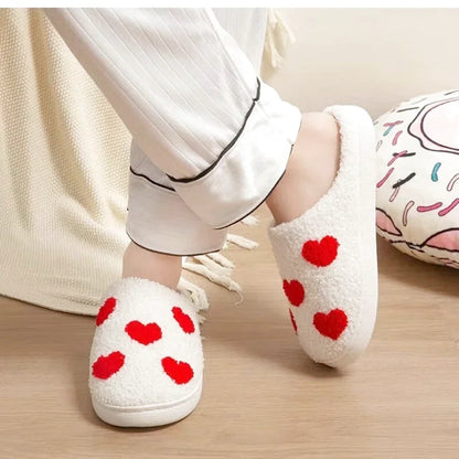 Chaussons Femmes Pelouche douce - Motif coeurs - semelle souple- Rosélia