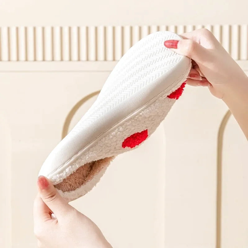 Chaussons Femmes Pelouche douce - Motif coeurs - semelle souple- Rosélia