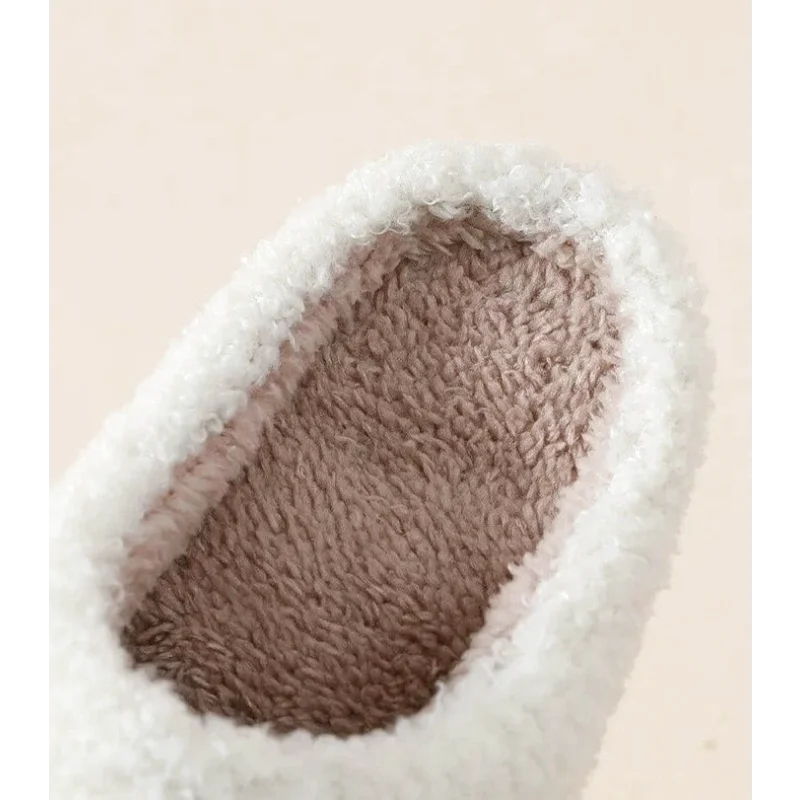 Chaussons Femmes Pelouche douce - Motif coeurs - semelle souple- Rosélia