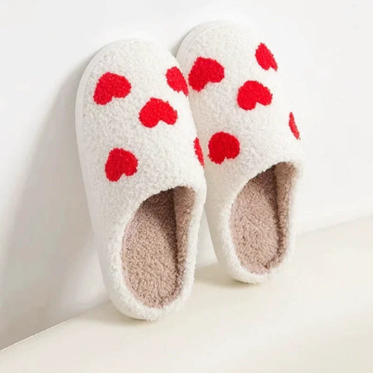 Chaussons Femmes Pelouche douce - Motif coeurs - semelle souple- Rosélia